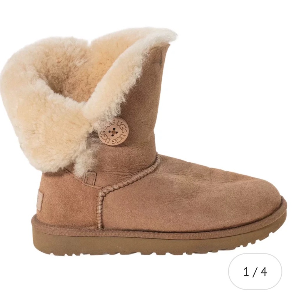 UGG Bailey Button 2 Boot in Brown